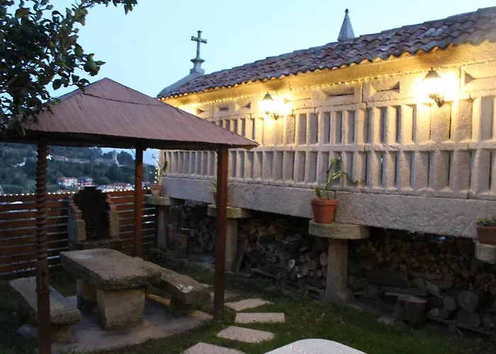 Relax en el Paraíso con vistas al mar y a la montaña Casa Rural A Gorgoriña